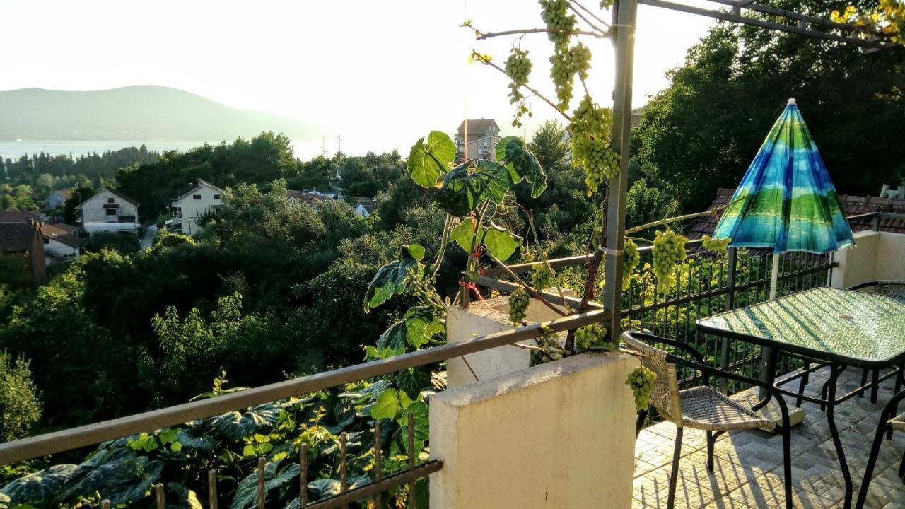 Apartmani Bosco Tivat Exteriér fotografie